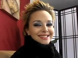 cytheria-pregnant and squirting_240p