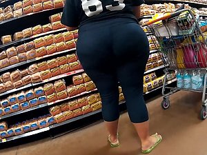 Pregnant wide hips VPL ready to drop(Playtime)