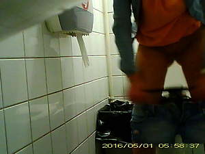 Only adult women pee in the public mall’s toilet stall, spycam