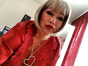 Hot POV fuck-session by mature russian couple: blowjob, mirror and reverse cowgirl close up .!. )))