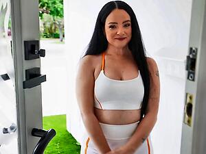 Cum Fiesta For Big Booty Beauty